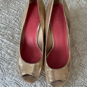 Lilly Pulitzer Elegant Gold Peep-Toe Wedges